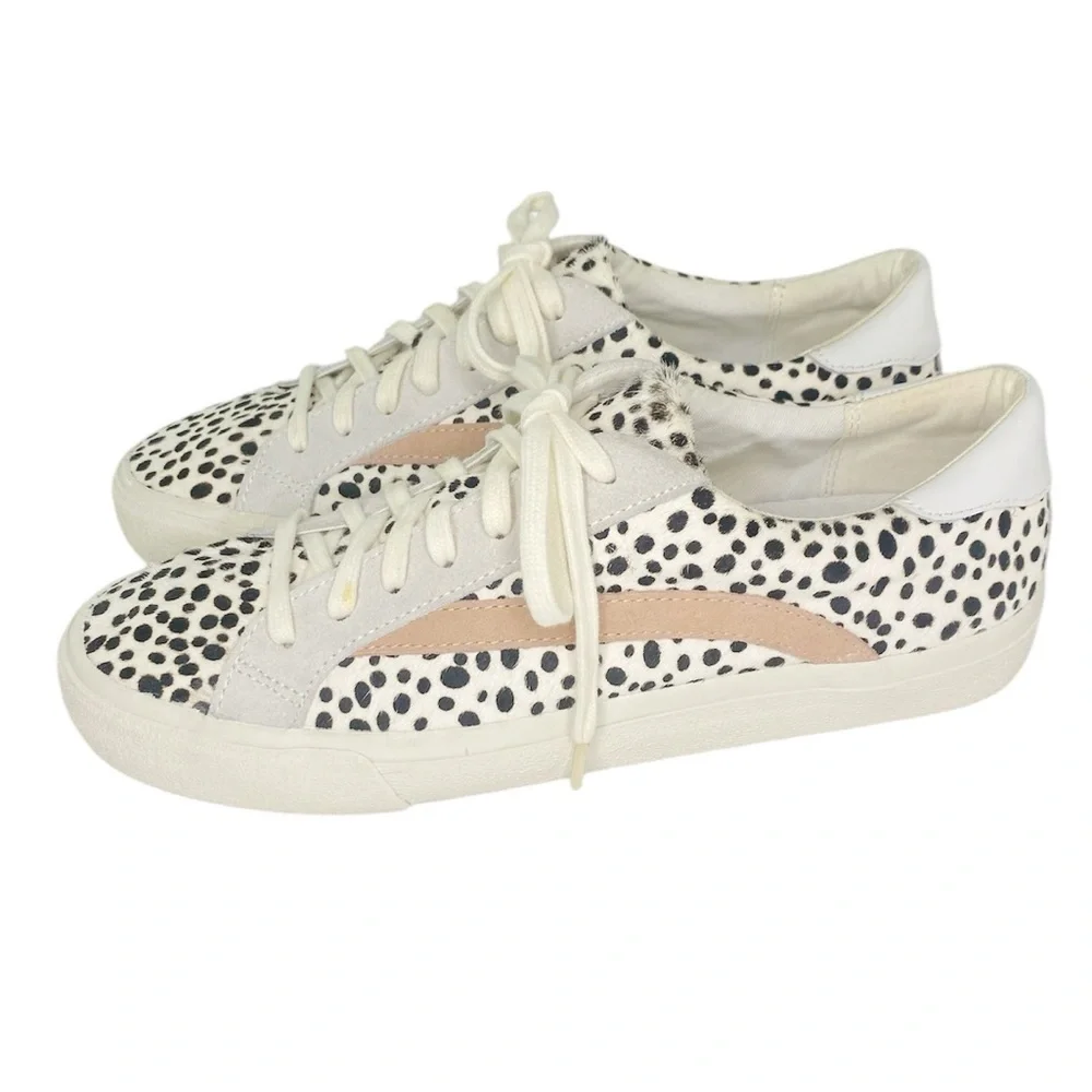Madewell Sidewalk Low Top Sneakers in Spot Dot Calf
Hair Size 9 - Picture 2 of 14